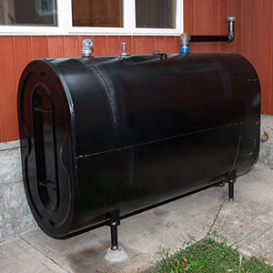 Fuel tank for residential properties